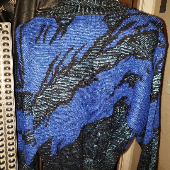 Striking Rochelle Metallic Blue Abstract Knit Sweater - Picture 12 of 13